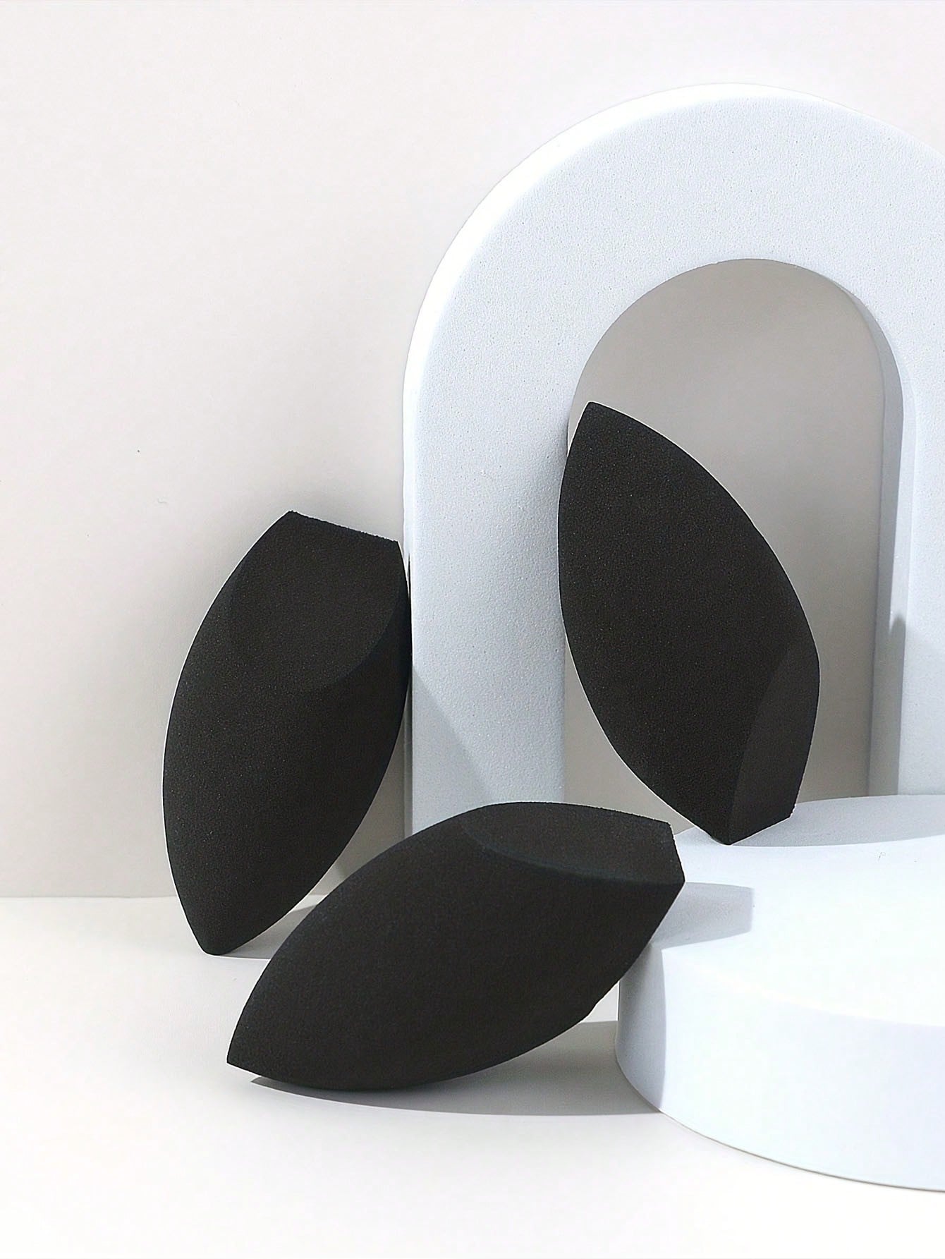 8/6/3/1 Piece Set of Black Egg - огляд і ціна Beauty Makeup Egg
