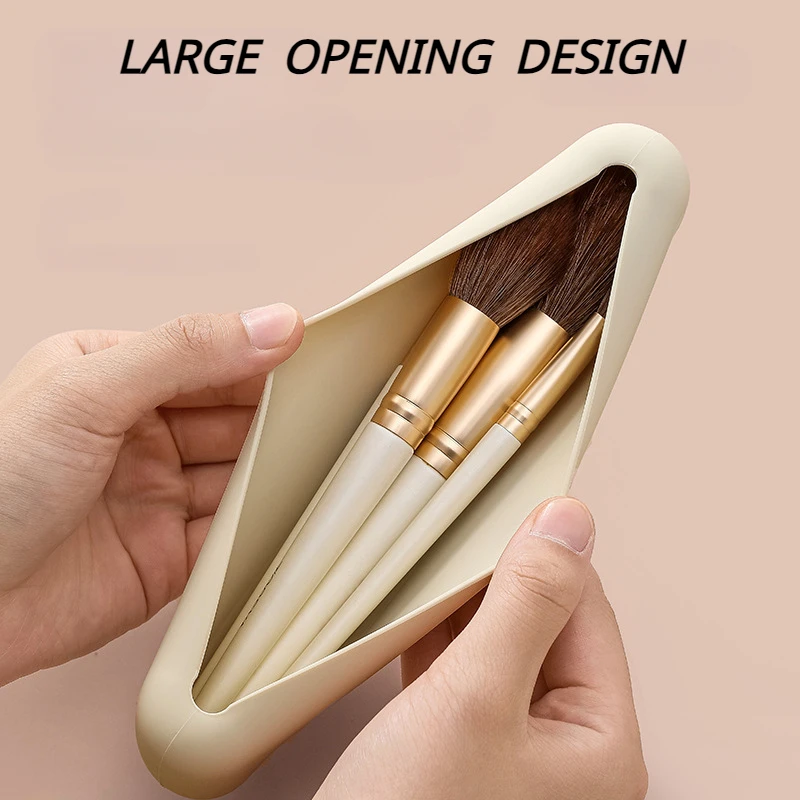 Travel Makeup Brush Holder Sil - огляд і ціна Cosmetic Sponge